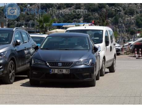 42 EMH 70, SEAT León