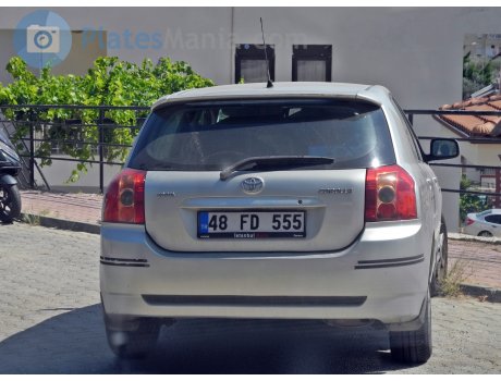 48 FD 555, Toyota Corolla