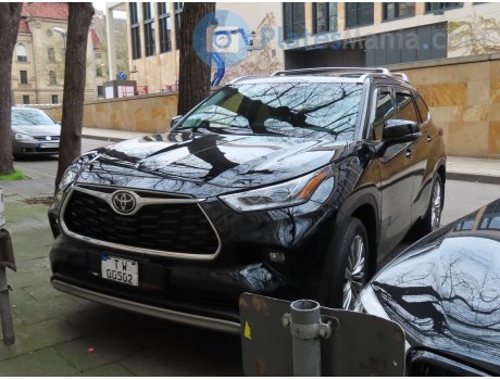 T W 00502, Toyota Highlander