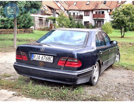 RJA 6768C, Mercedes-Benz E-Klasse