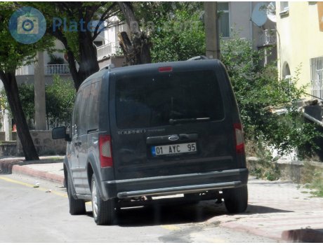 01 AYC 95, Ford Tourneo Connect