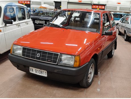 VA B10811, Autobianchi Y10