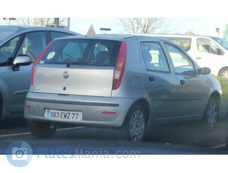 983 EWZ 77, FIAT Punto