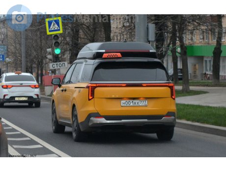 н001ах777, Kia Carnival