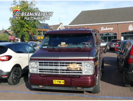 72-PNK-4, Chevrolet Chevy Van