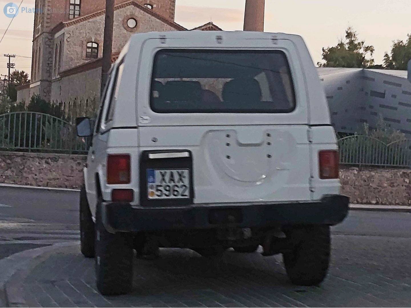 XAX-5962, Mitsubishi Pajero 1st gen 3-door SUV (L040/L140/N*), 1982–1991