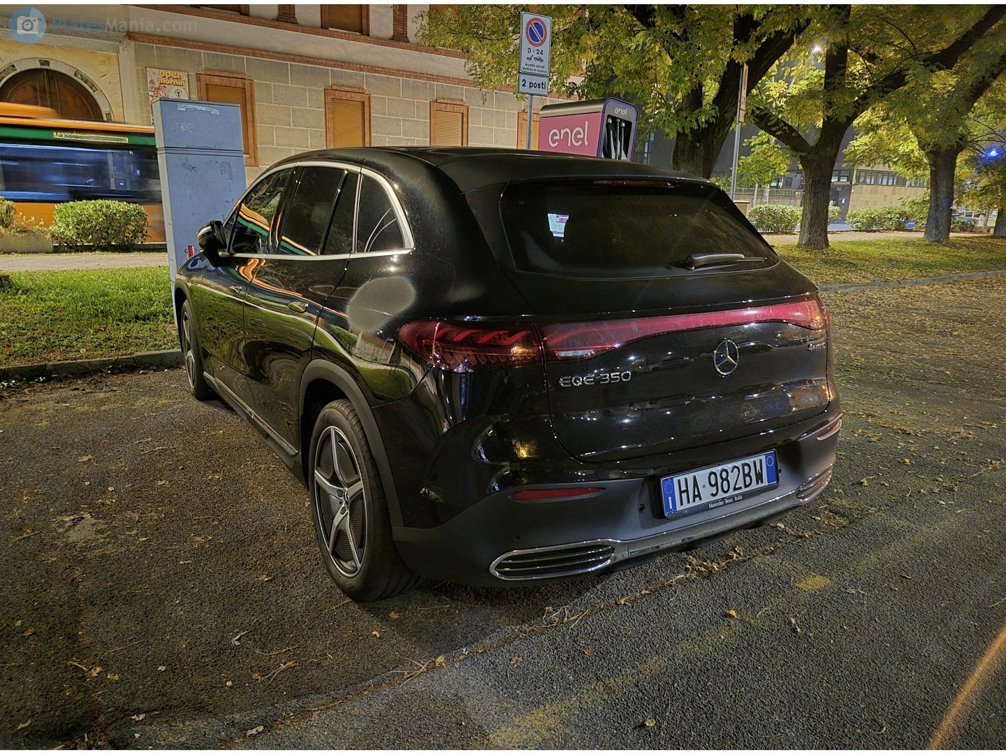 HA 982 BW, Mercedes-Benz EQE 1st gen SUV (X294), 2022–