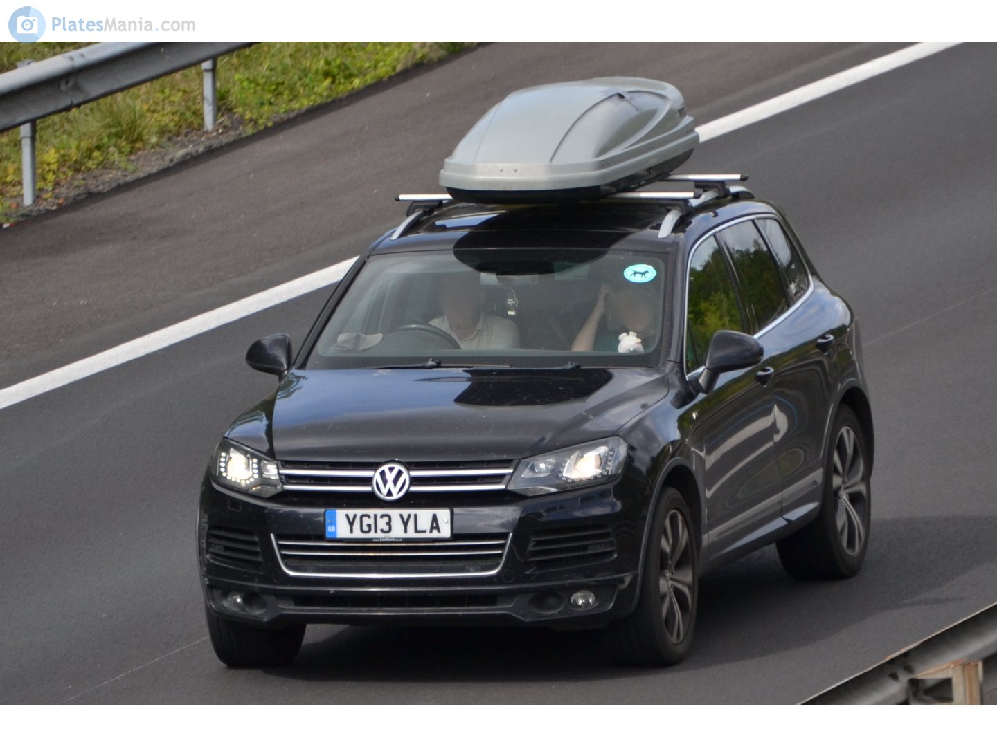 YG13YLA, Volkswagen Touareg 2nd gen (7P), 2010–2018