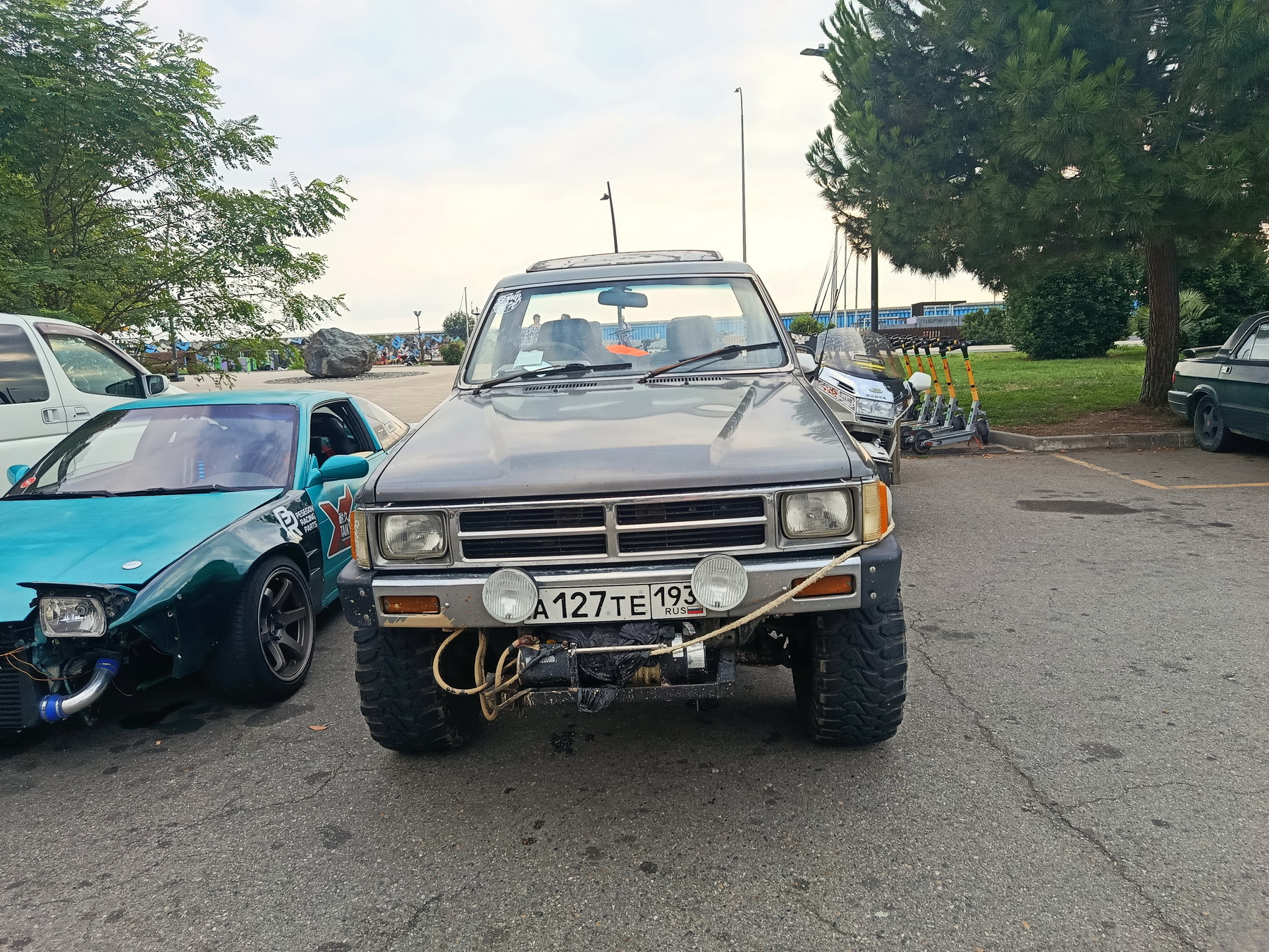 а 127 те 193, Toyota Hilux 4th gen (N50/N60/N70), 1983–1997