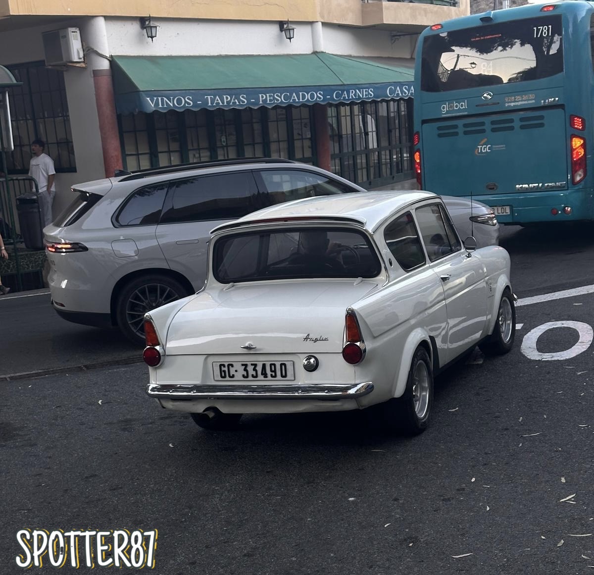 GC-33490, Ford Anglia 