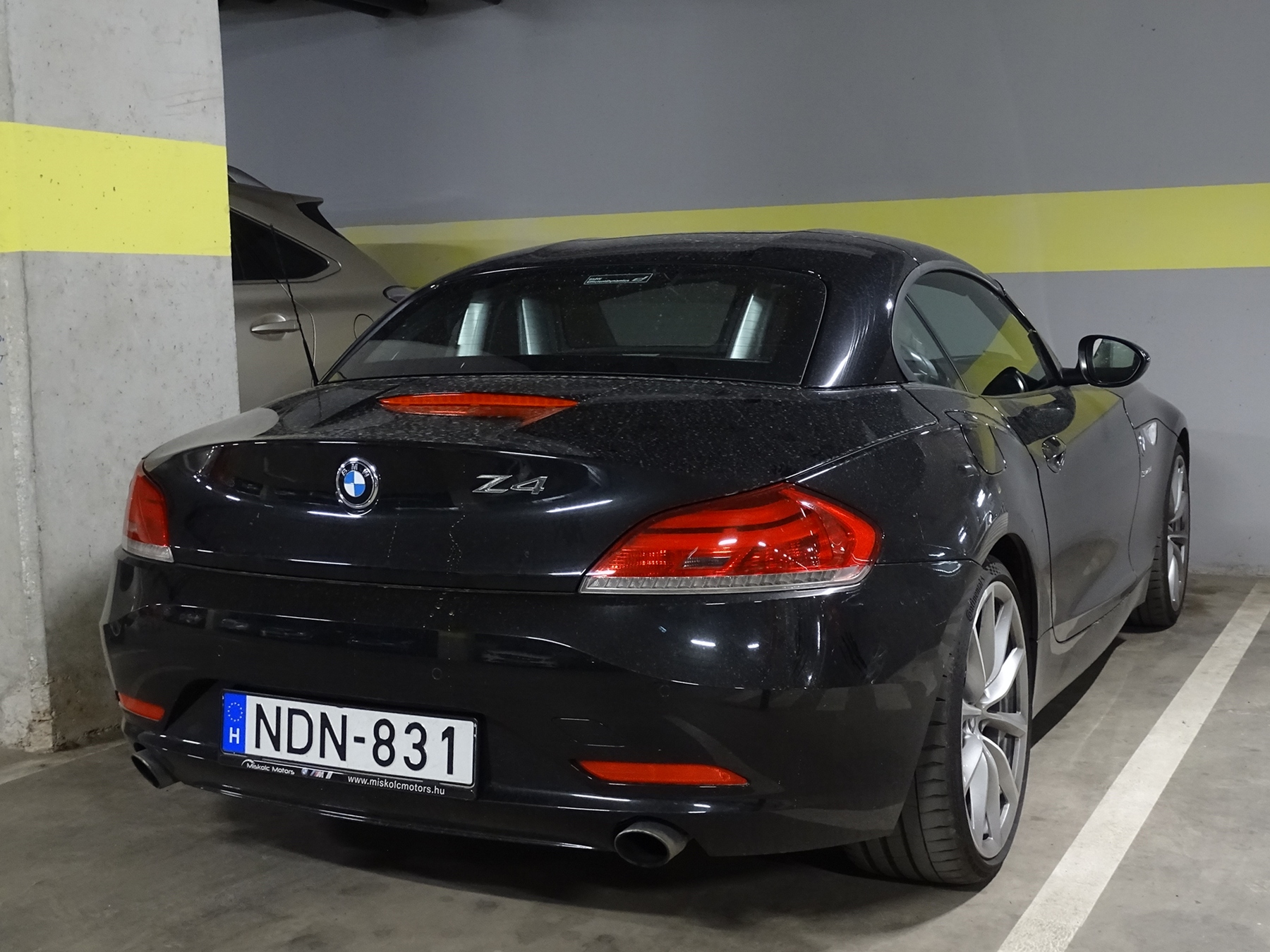 NDN-831, BMW Z4 2nd gen (E89), 2009–2016