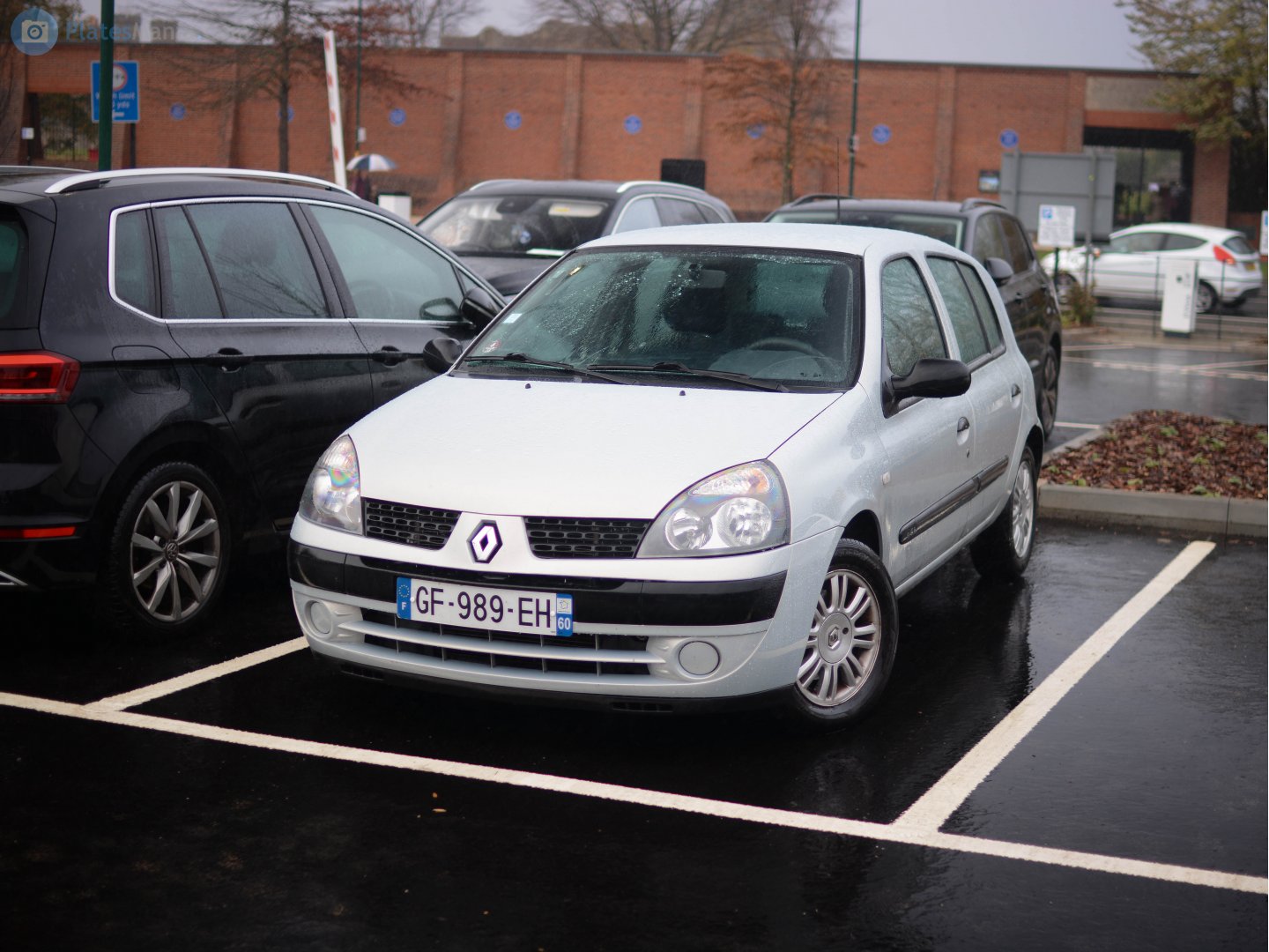 GF-989-EH, Renault Clio 2nd gen 5-door Hatch (B65), 1st facelift, 2001–2006