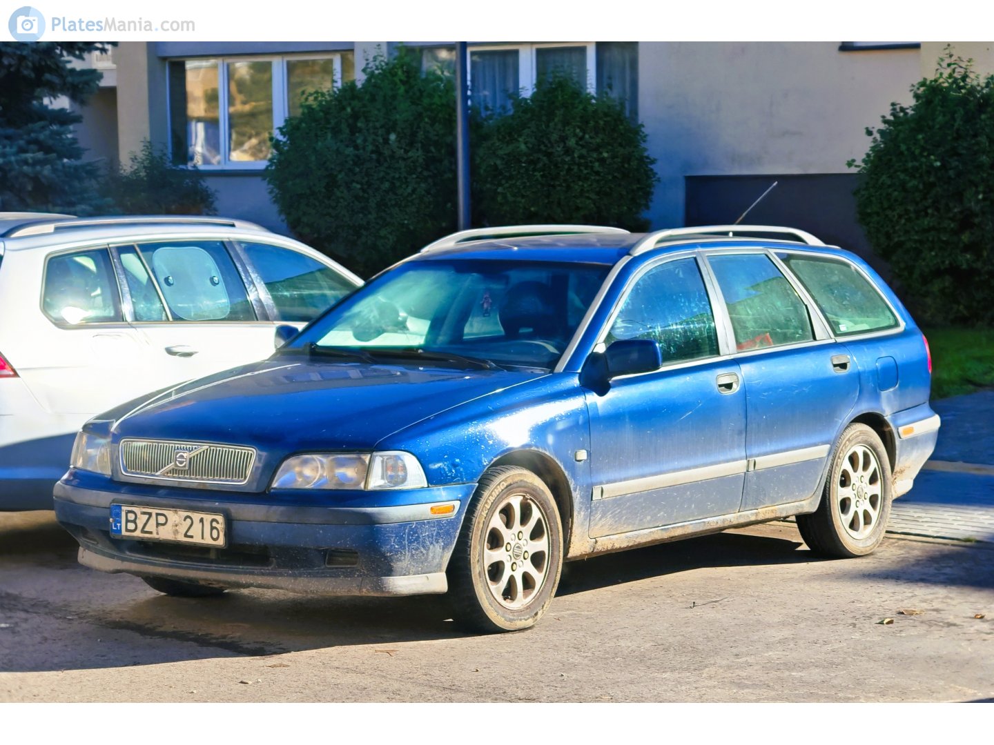 BZP 216, Volvo V40 1st gen (645), 1995–2004