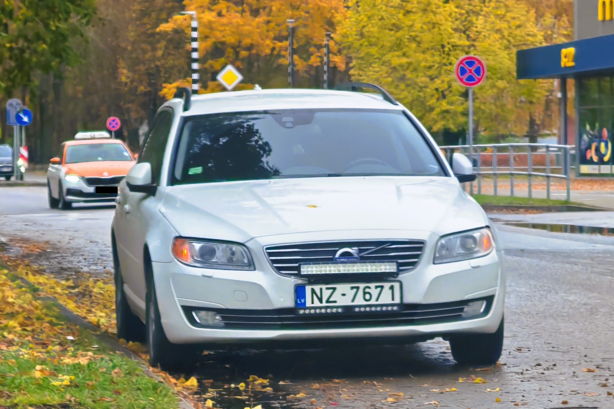 NZ-7671, Volvo V70 3rd gen (135), facelift, 2013–2016