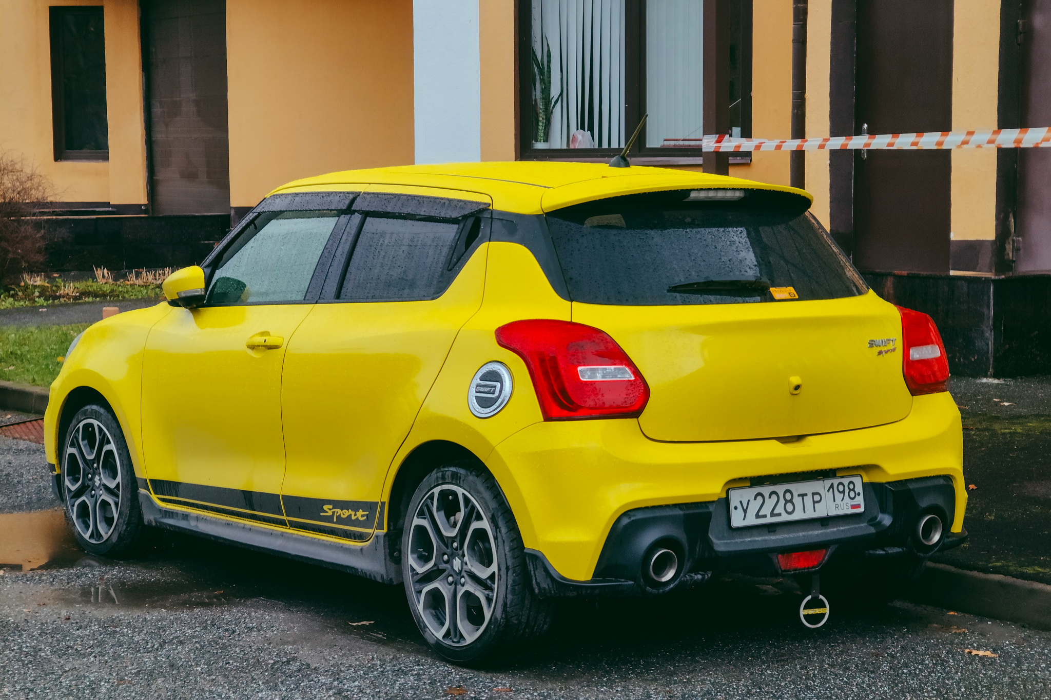 у 228 тр 198, Suzuki Swift 7th gen Sport (A2L/ZC33), 2017–