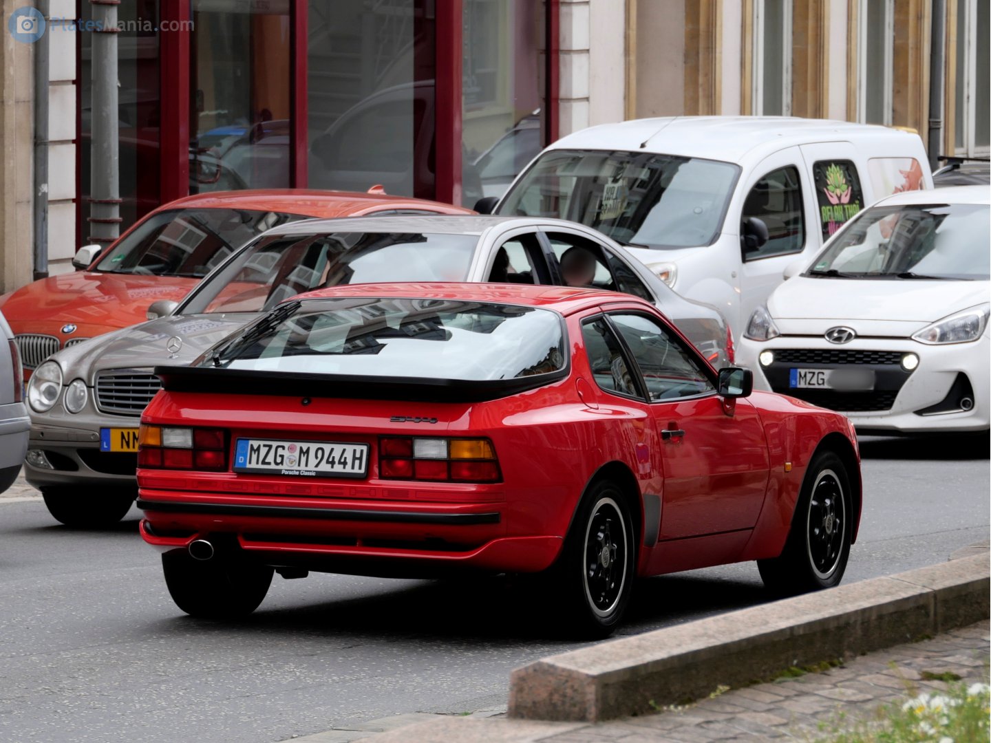 MZG M 944 H, Porsche 944 1st gen Coupé (951/952), 1982–1991