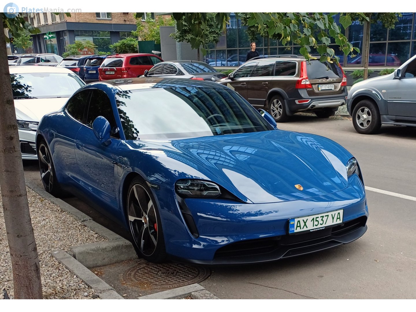 AX 1537 YA, Porsche Taycan 1st gen Sedan (9J1), 2019–2024