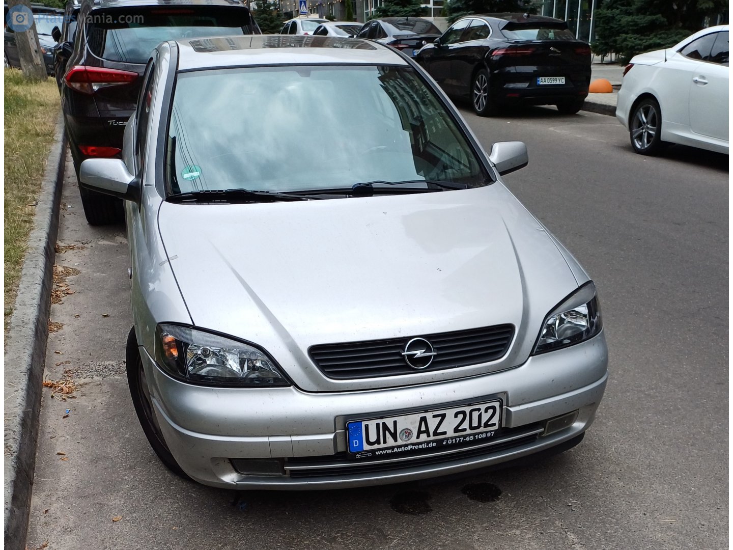 UN AZ 202, Opel Astra 2nd gen Coupé (G; T98), 2000–2004