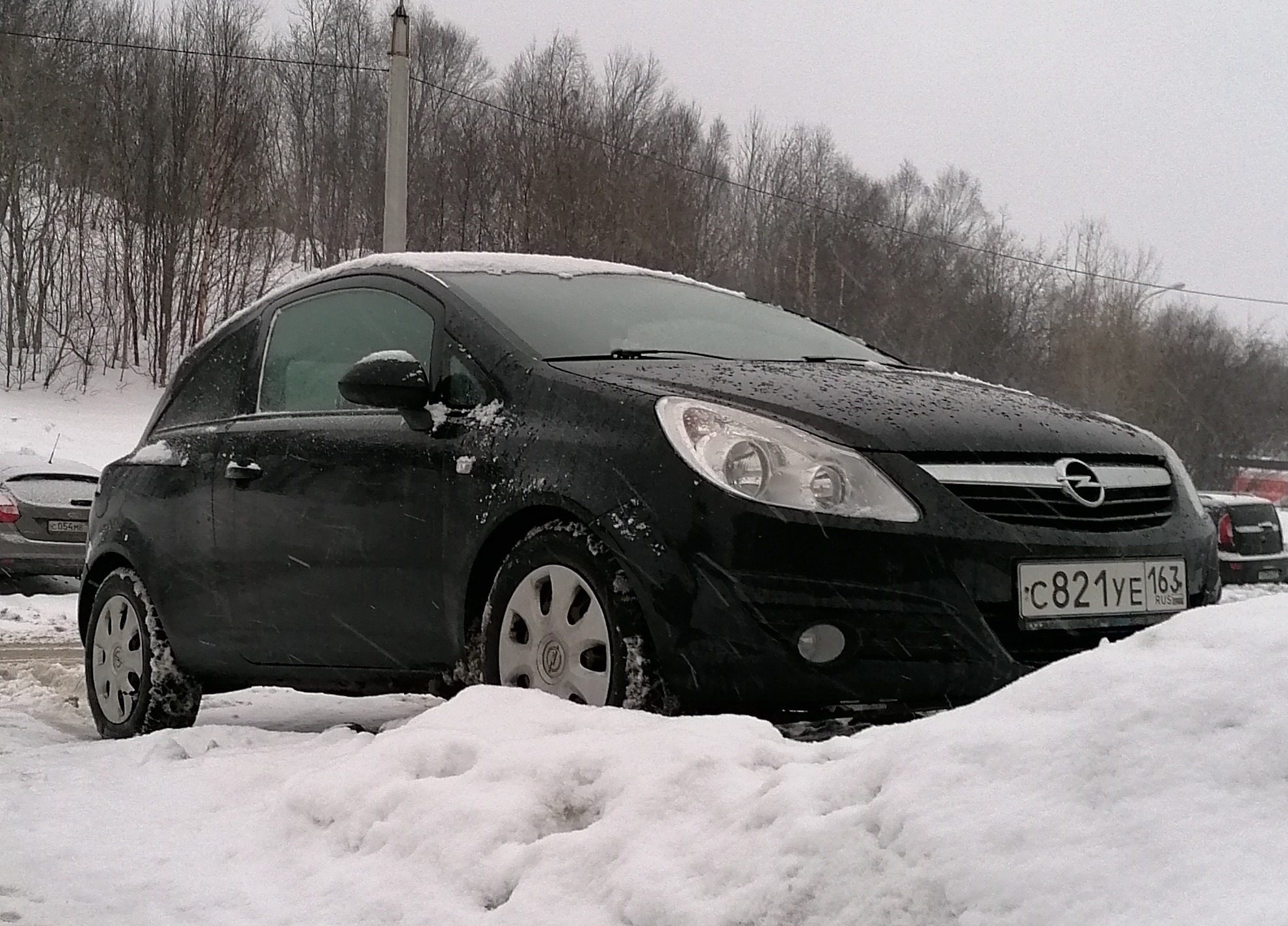 с 821 уе 163, Opel Corsa 