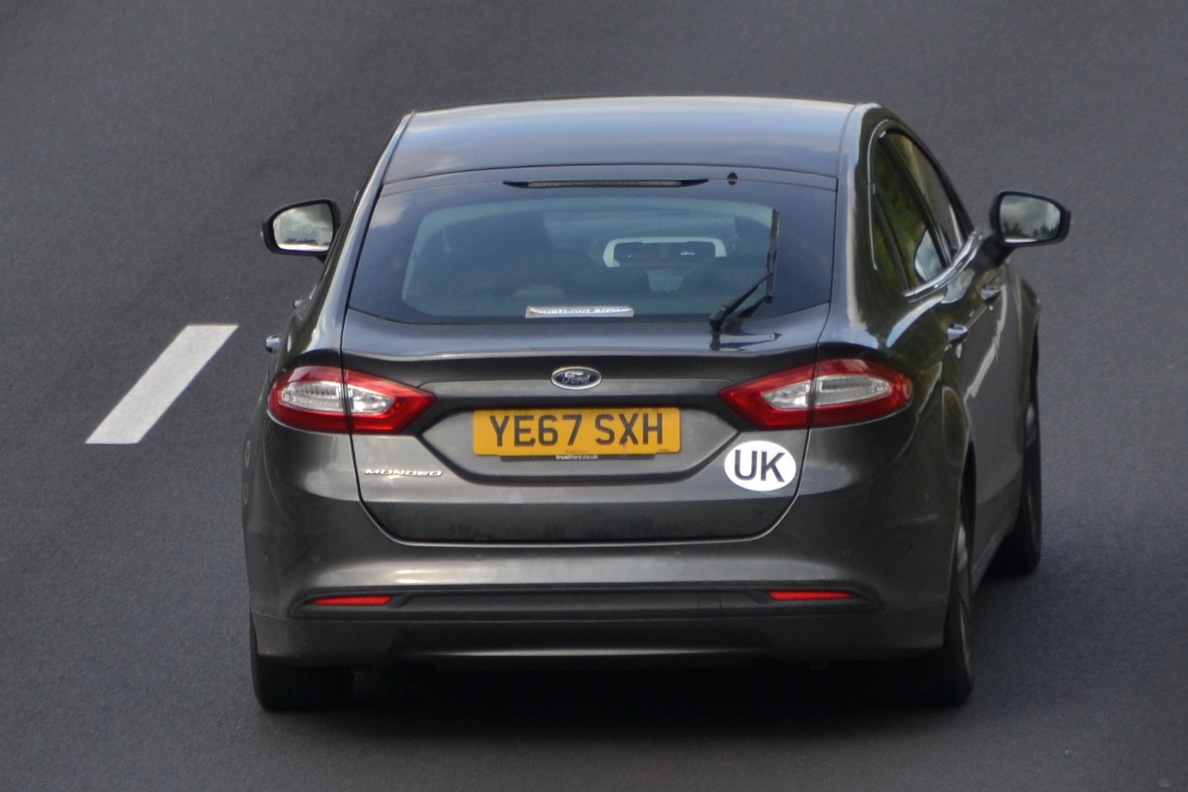 YE67SXH, Ford Mondeo 4th gen Sedan/Liftback (Mk5; CD391), 2014–2019