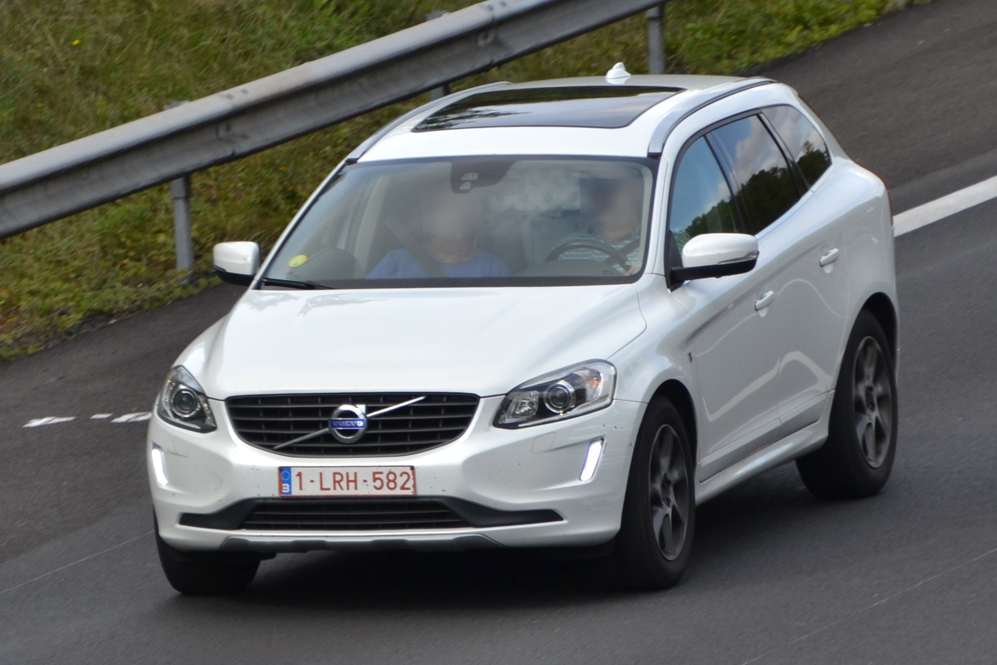 1-LRH-582, Volvo XC60 1st gen (156), facelift, 2013–2017