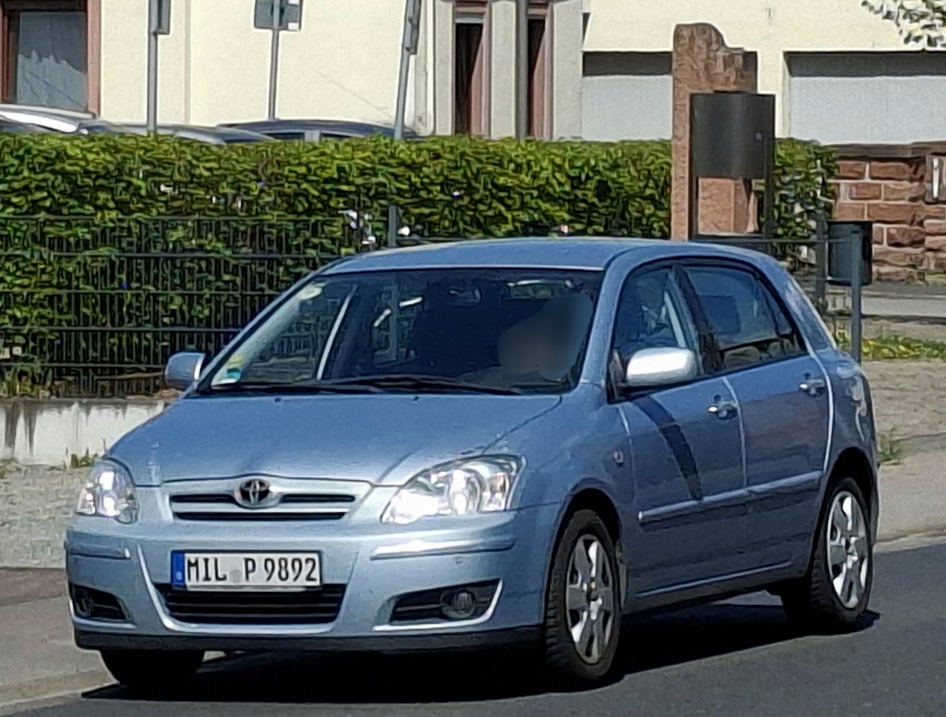 MIL P 9892, Toyota Corolla 9th gen (RunX) 5-door Hatch (E120), 2001–2007