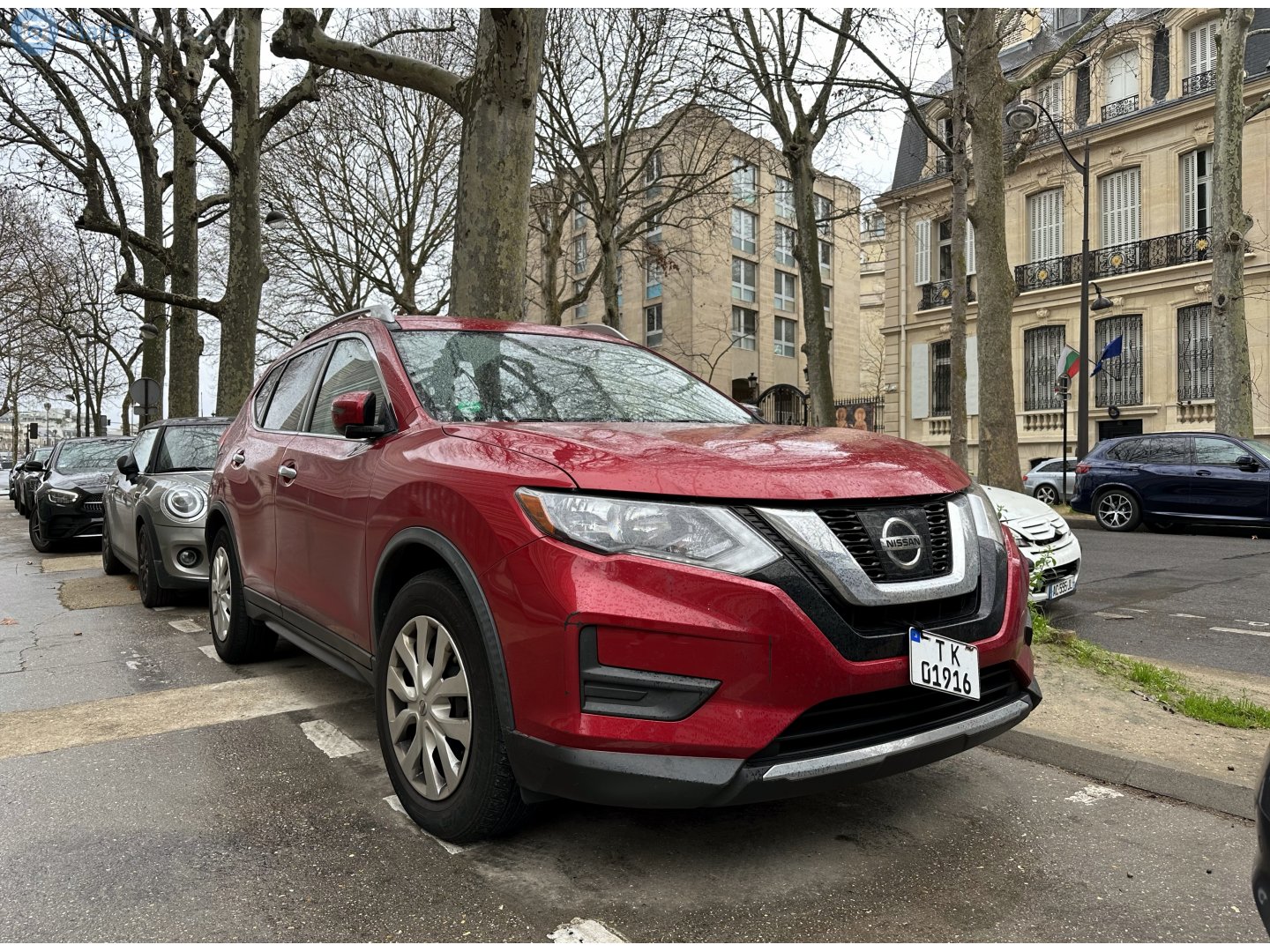 T K 01916, Nissan Rogue 