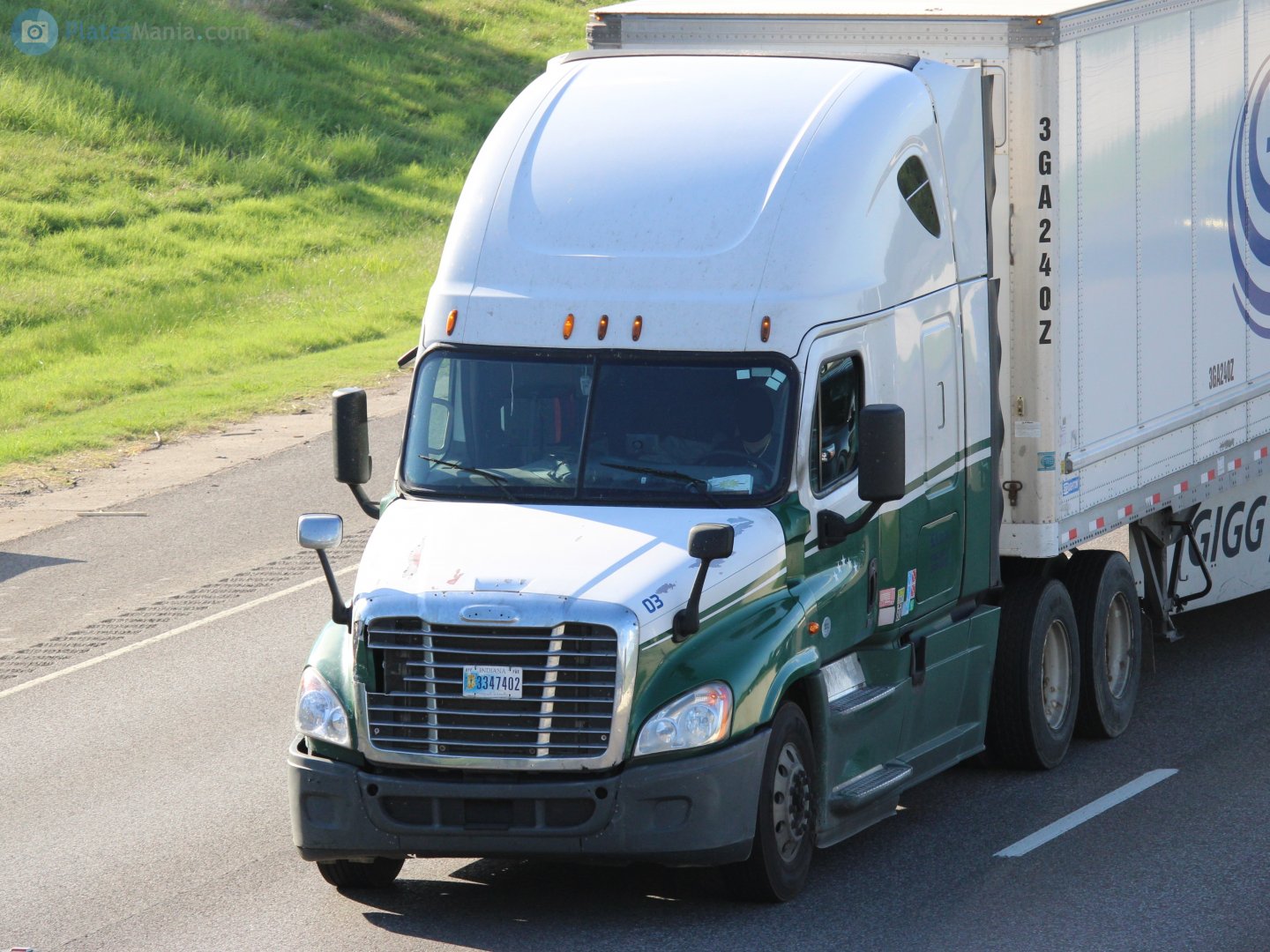 3347402, Freightliner Cascadia 1st gen Cascadia (2007–2013) / 2nd gen Cascadia Evolution (2012–2018)