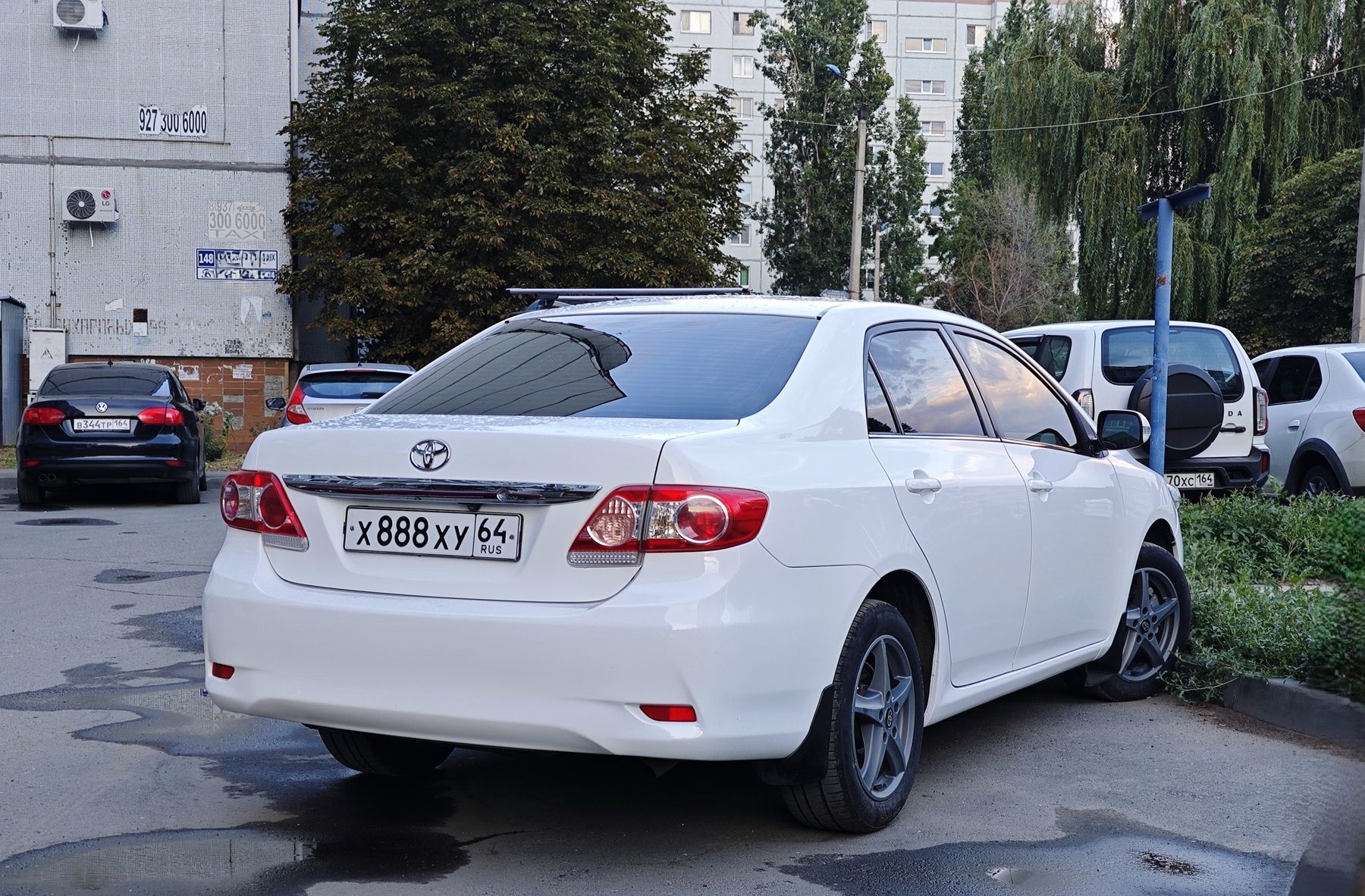 х 888 ху 64, Toyota Corolla 10th gen (Altis) Sedan (E140/E150), 2006–2013 (–2020 for ZA-market)
