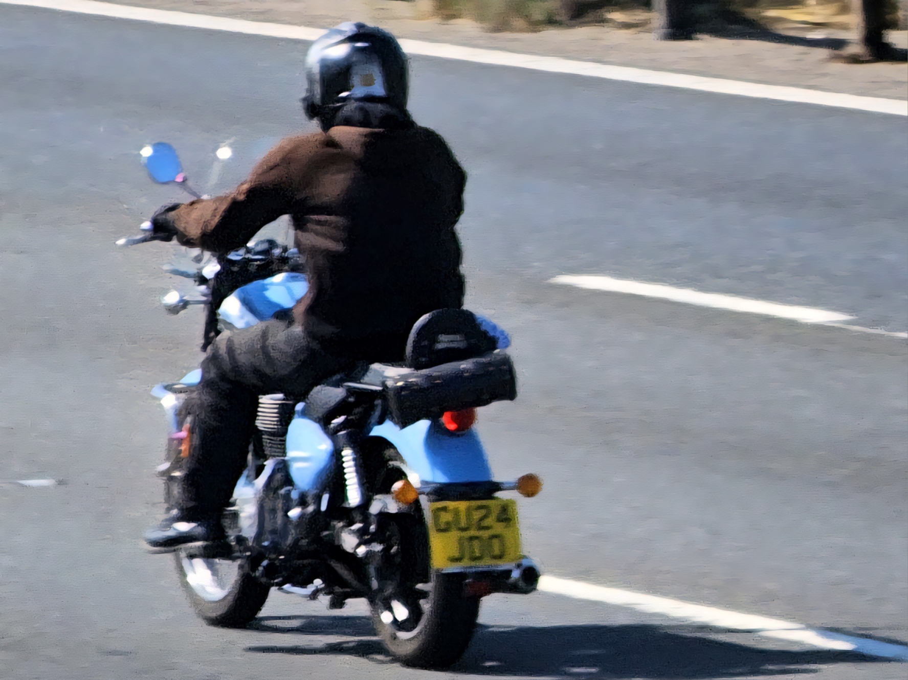 GU24JDO, Royal Enfield Meteor 