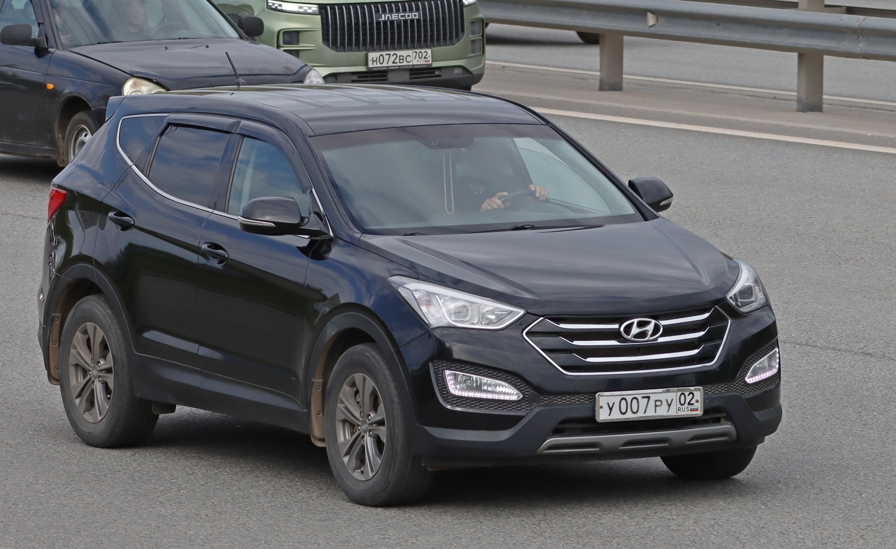 у 007 ру 02, Hyundai Santa Fe 