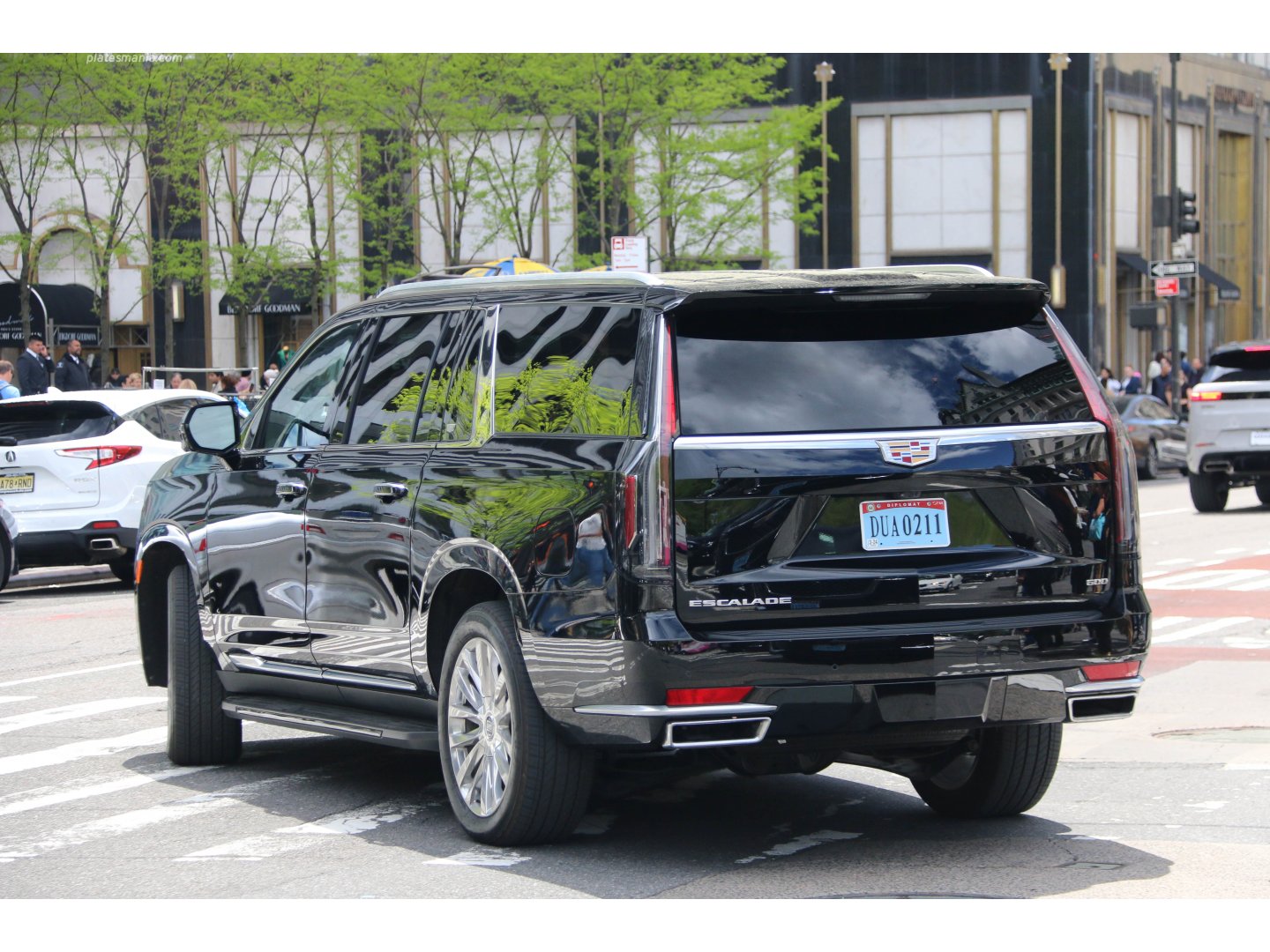 DUA 0211, Cadillac Escalade 5th gen (GMT1UL), 2020–2024