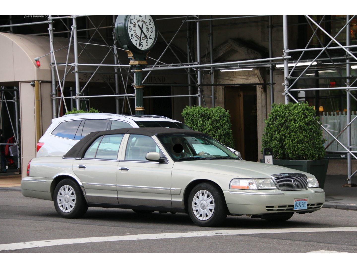 0292 FWD, Mercury Grand Marquis 3rd gen (EN114), 1997–2002