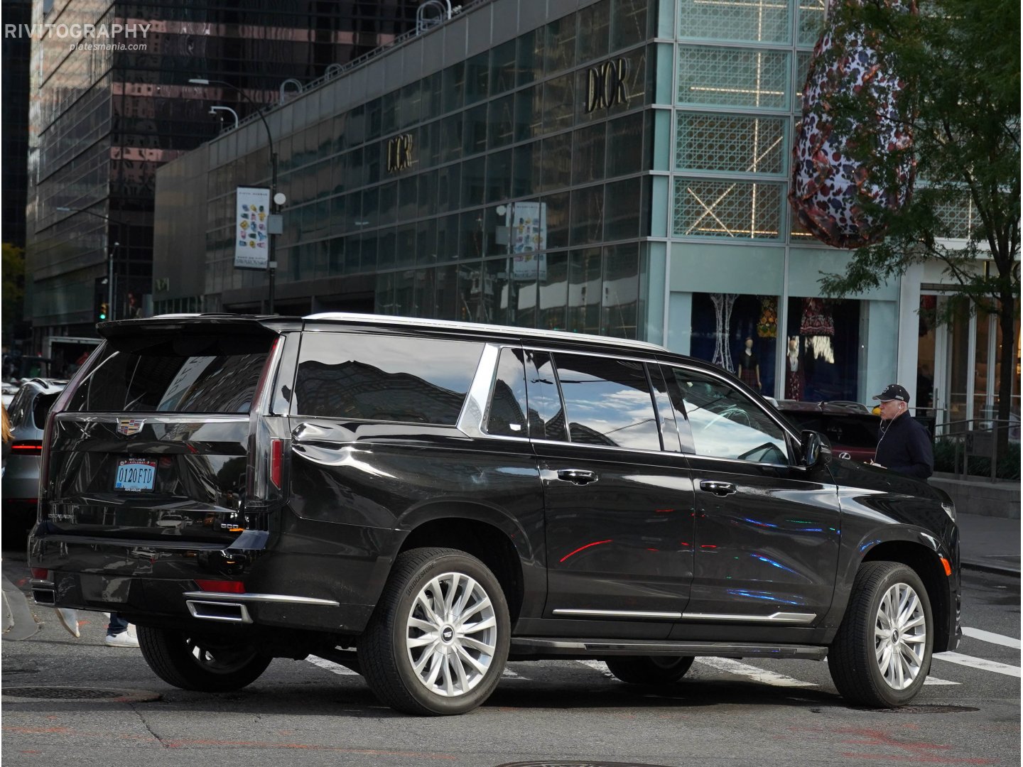 0120 FTD, Cadillac Escalade 5th gen (GMT1UL), 2020–2024