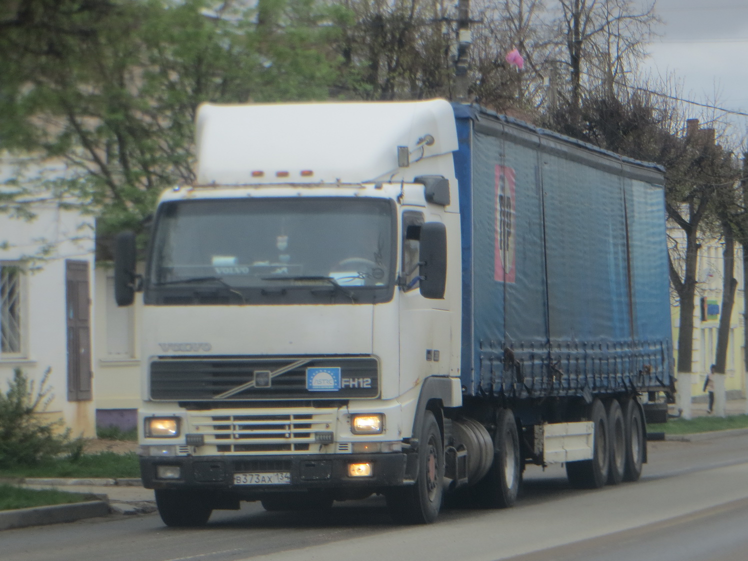 в 373 ах 134, Volvo FH 1st gen, 1993–2002