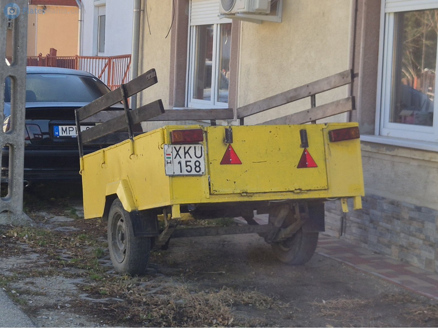 XKU-158, Avtomobillər (1990) 