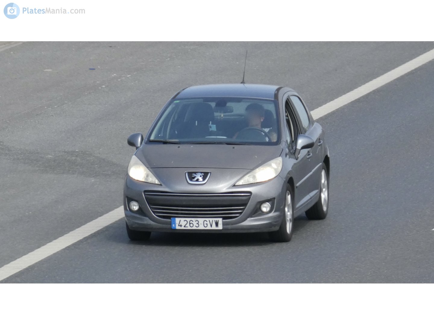 4263 GVW, Peugeot 207 