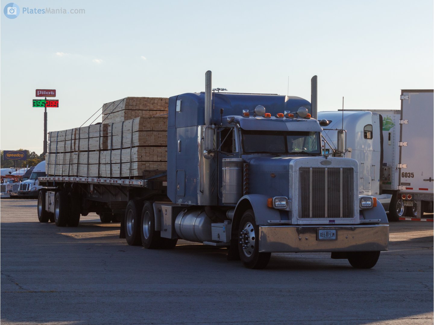 XE6 93M, Peterbilt 379 