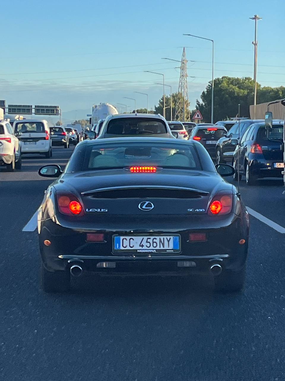 CC 456 NY, Lexus SC 2nd gen Cabriolet (Z40), 2001–2010