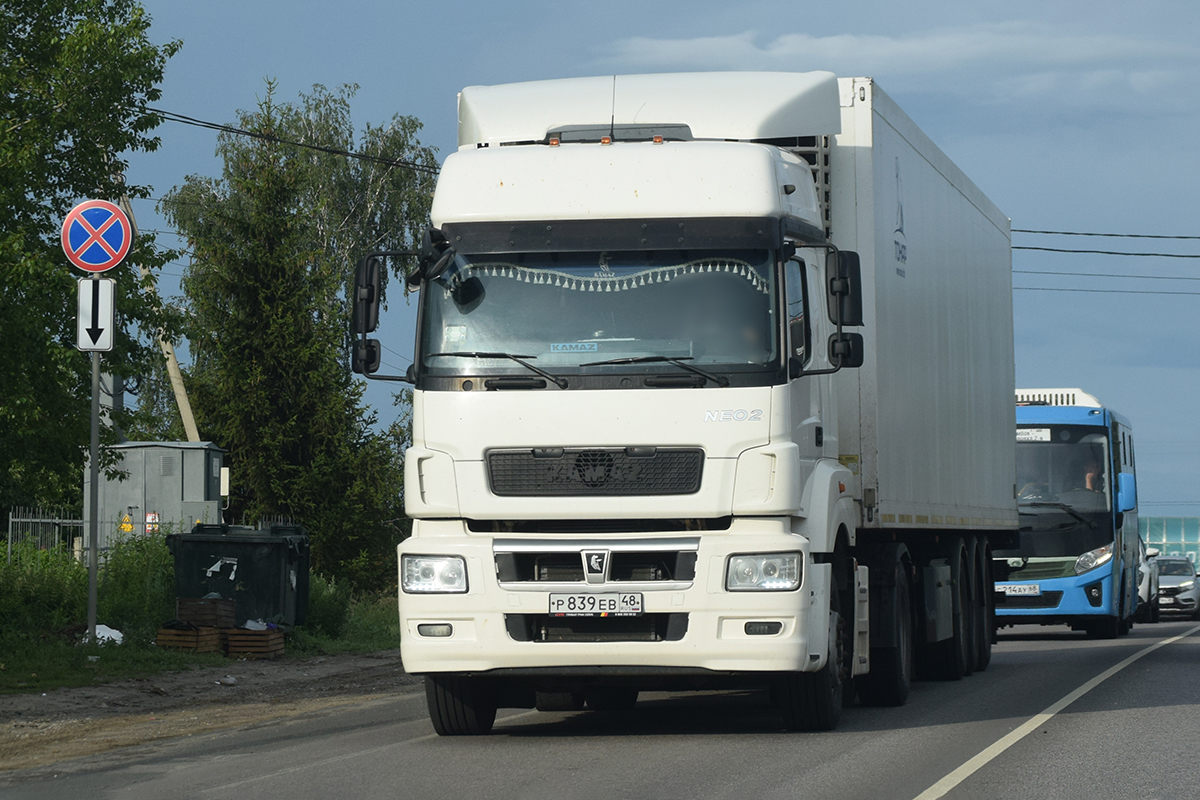 р 839 ев 48, KamAZ 5490 5490 (Neo), 2013–