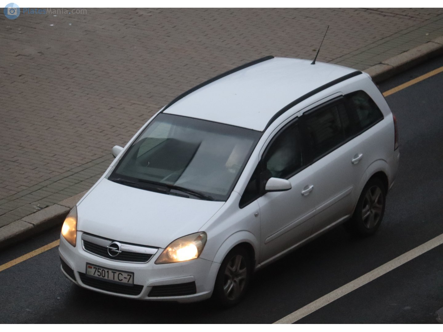 7501 TC-7, Opel Zafira 2nd gen (Family) (B; A05), 2005–2014