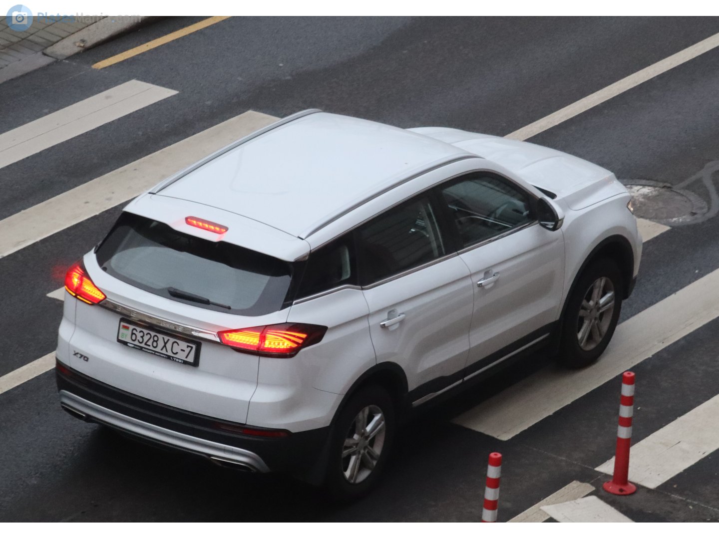 6328 XC-7, BelGee X70 2024– (rebadged Geely Atlas)