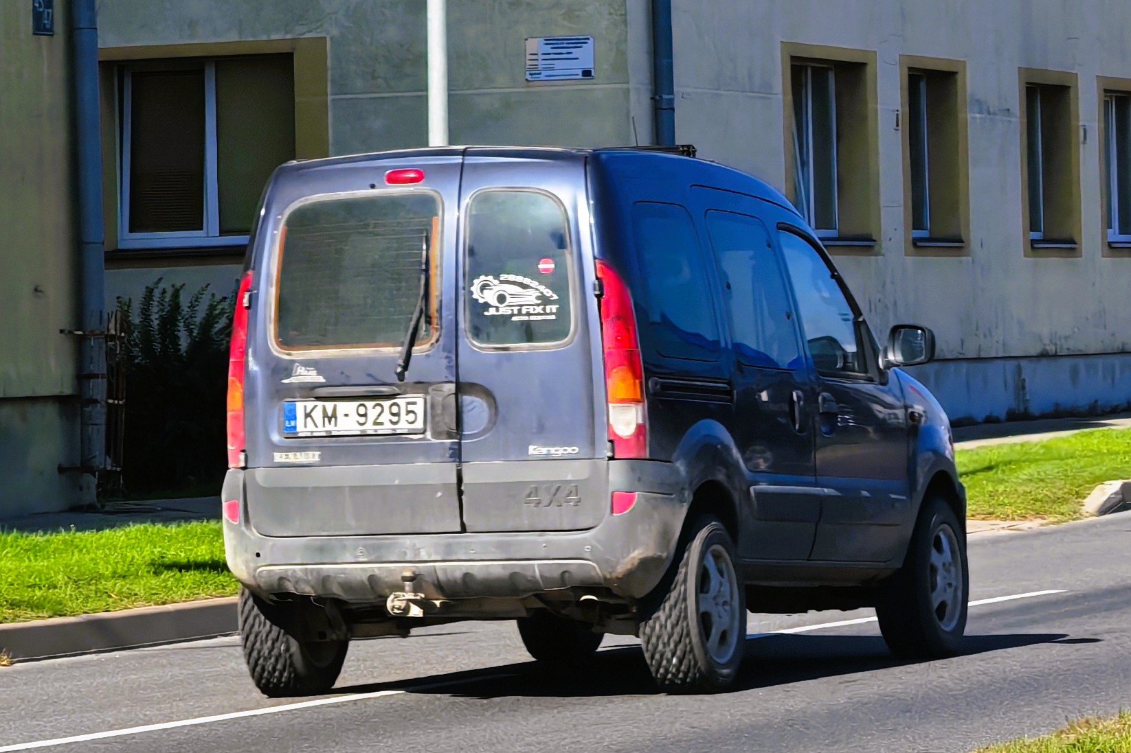 KM-9295, Renault Kangoo 1st gen (F76/K76), facelift, 2003–2008 (–2018 for LATAM-market)