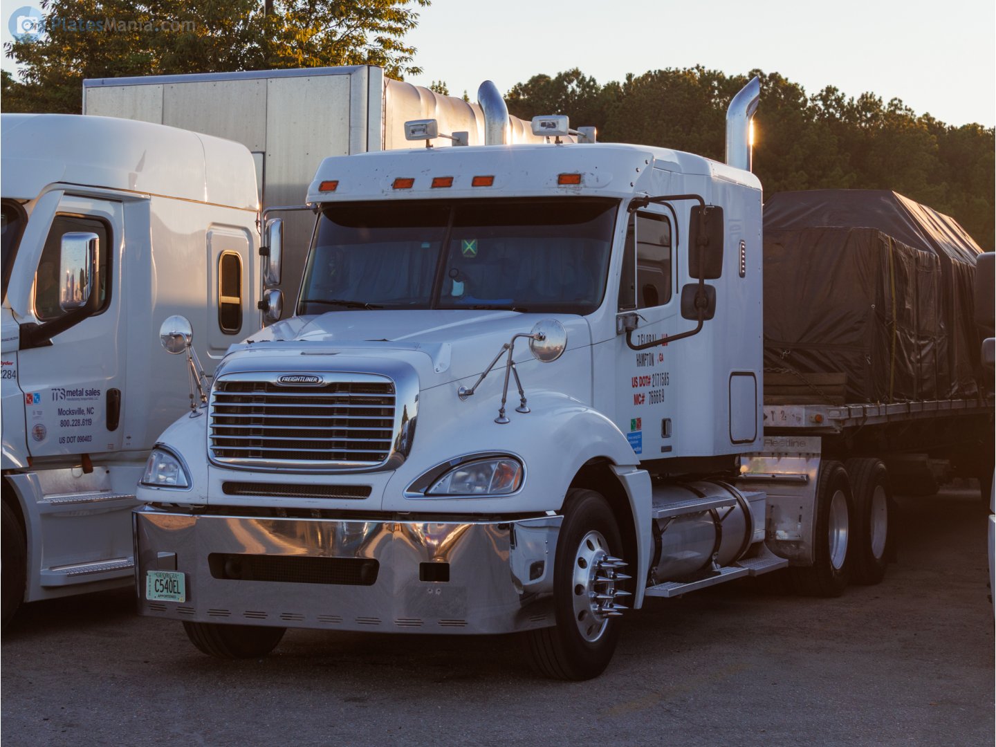 C540EL, Freightliner Columbia 