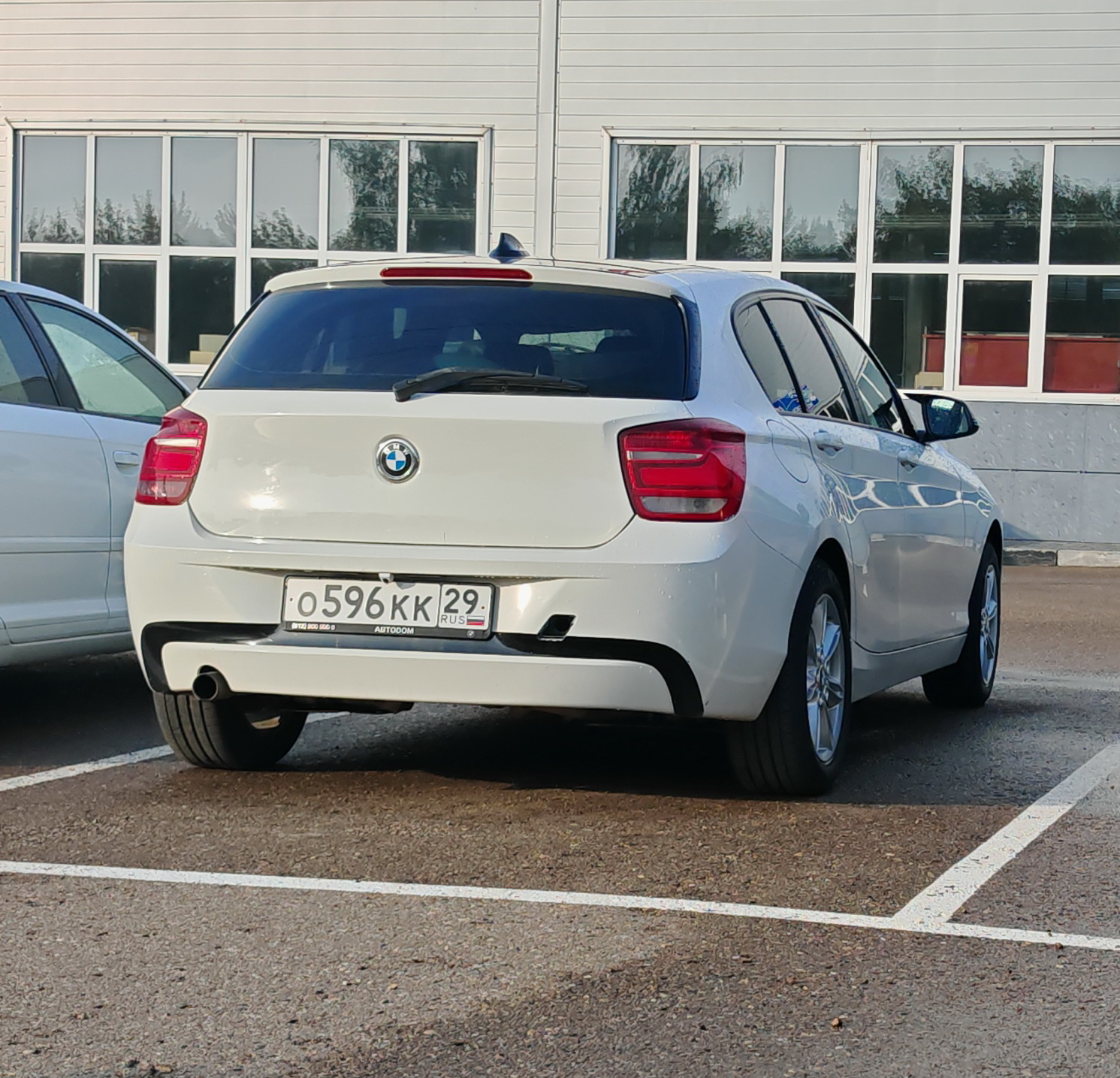 о 596 кк 29, BMW 1 Series 2nd gen 5-door Hatch (F20), 2012–2015