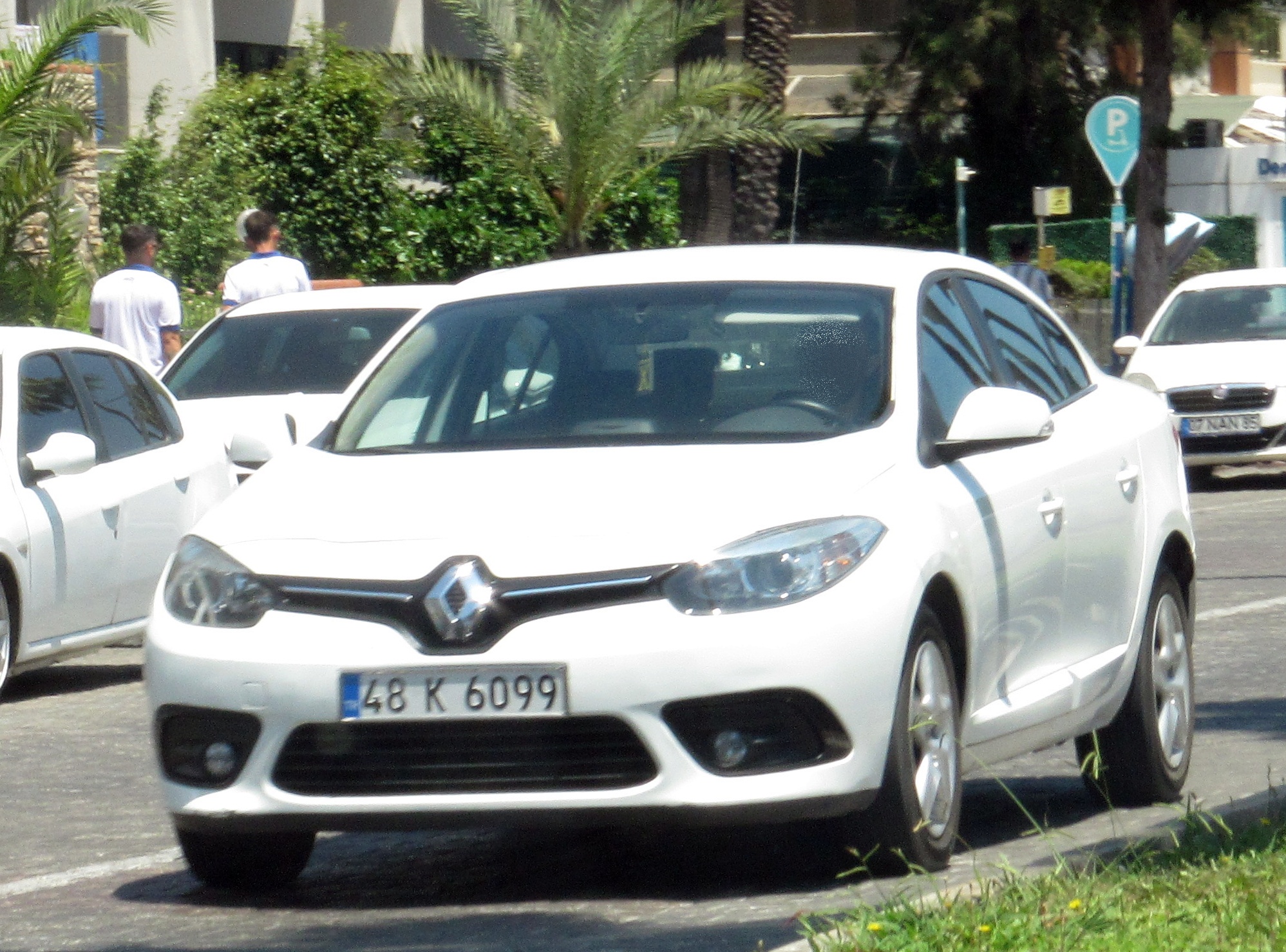 48 K 6099, Renault Fluence 1st gen (L38), 2009–2020