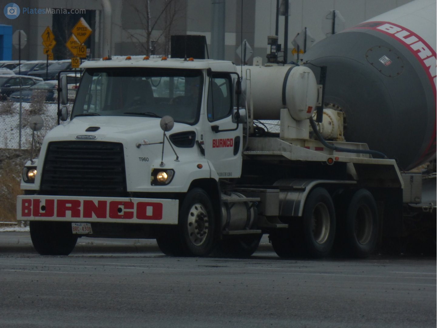 BRC-4308, Freightliner 114SD 