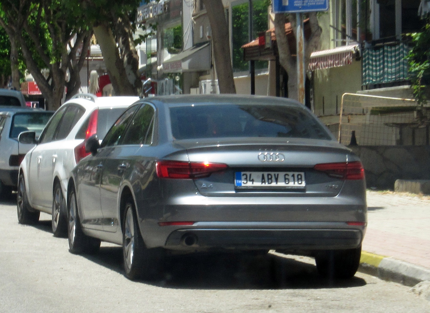 34 ABV 618, Audi A4 5th gen Sedan (B9/8W2/8WC), 2015–2019