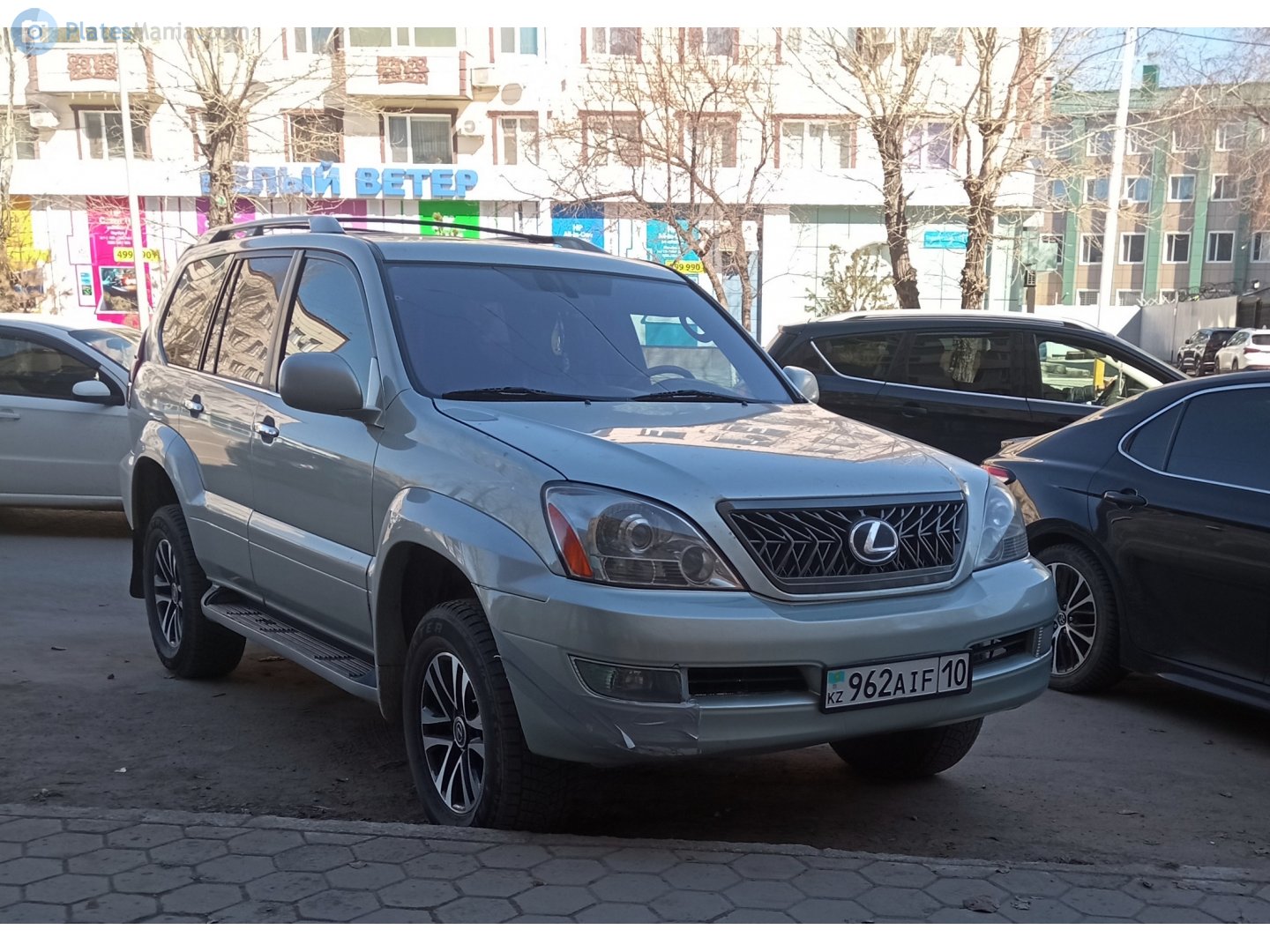 962 AIF 10, Lexus GX 1st gen (J120), 2002–2009