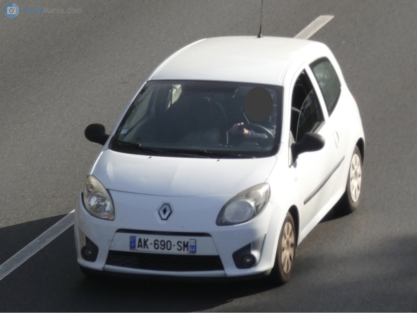 AK-690-SM, Renault Twingo 2nd gen (C44), 2007–2011